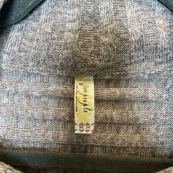 Free People Mock Neck Ribbed Sweater Size M - Picture 3 of 5